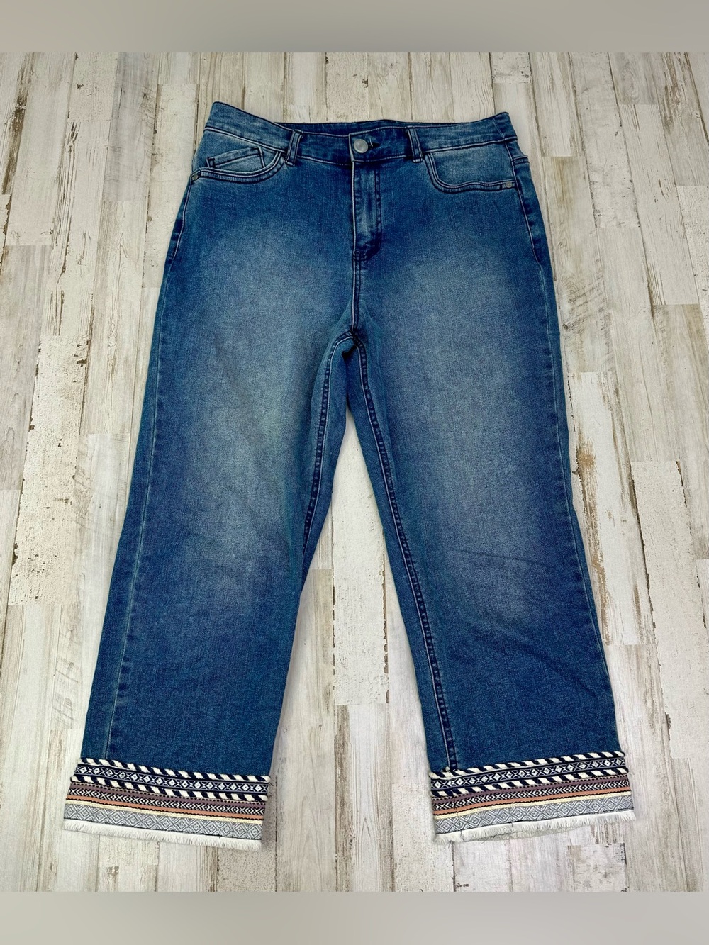 Christopher & Banks Women's Blue Classic Fit Capris Jeans 8 (32x23)